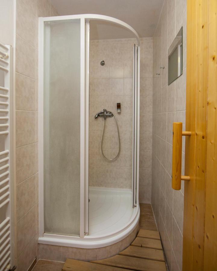 Vegzion - Vegan B&B Svoboda nad Úpou Exterior foto