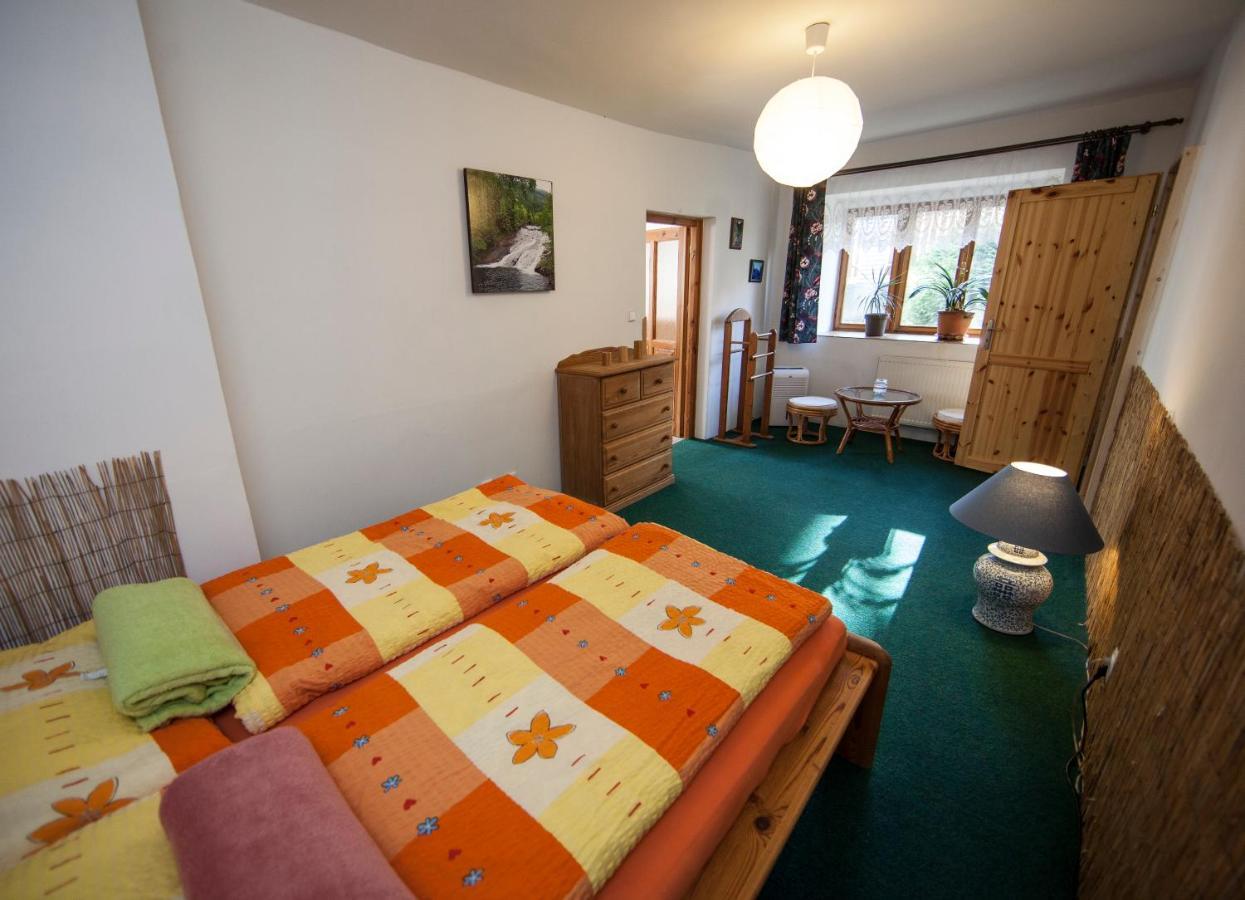 Vegzion - Vegan B&B Svoboda nad Úpou Exterior foto