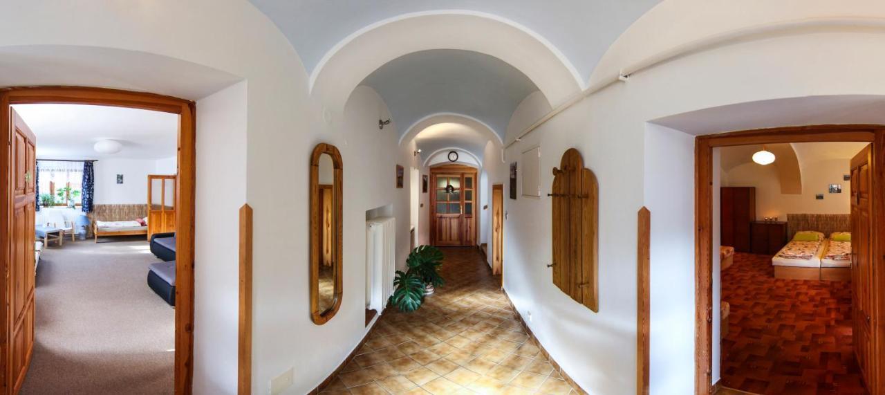 Vegzion - Vegan B&B Svoboda nad Úpou Exterior foto